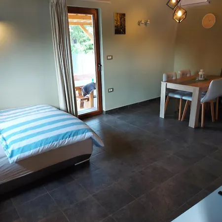Flora Guest house 4*