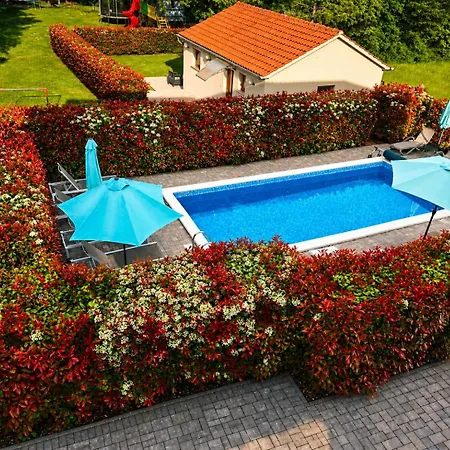 Flora 4* Pazin