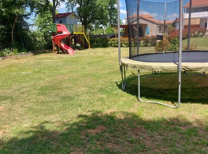 Πανσιόν Flora 4*