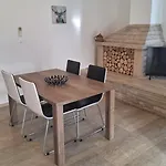 Guest house Flora Pazin