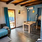 Flora Guest house